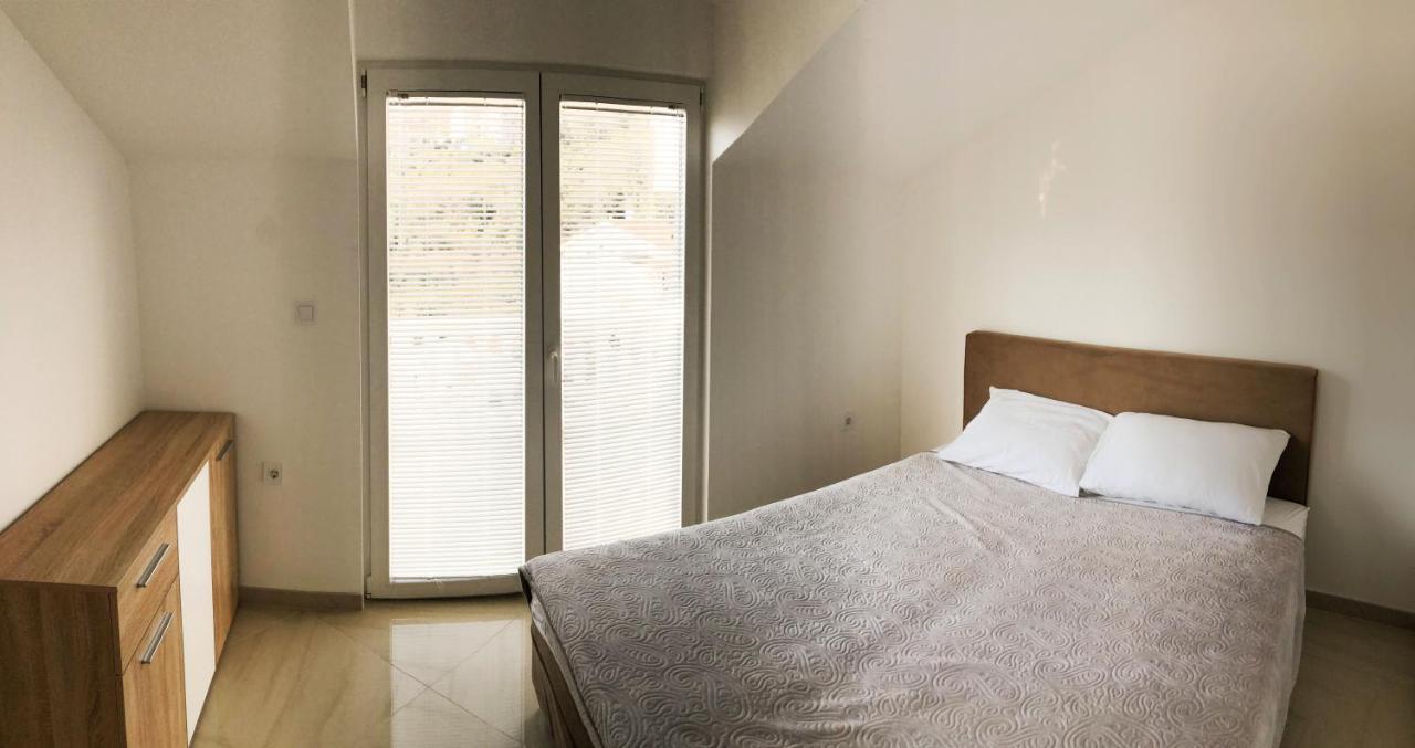 Apartament Viktor Herceg Novi Zewnętrze zdjęcie