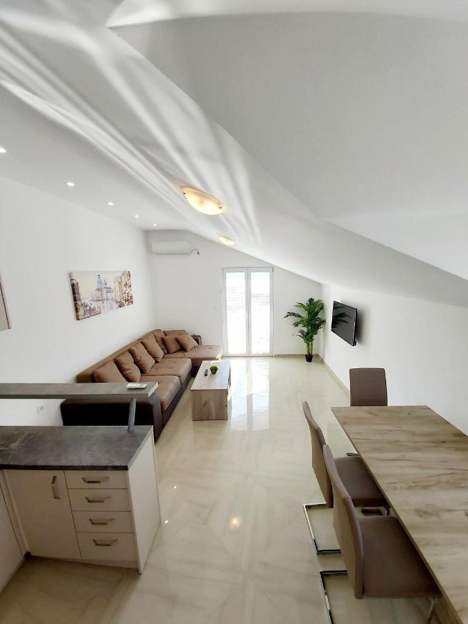 Apartament Viktor Herceg Novi Zewnętrze zdjęcie