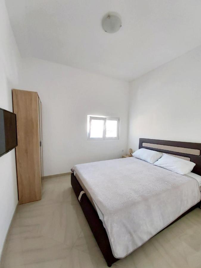 Apartament Viktor Herceg Novi Zewnętrze zdjęcie