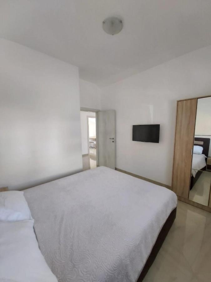 Apartament Viktor Herceg Novi Zewnętrze zdjęcie